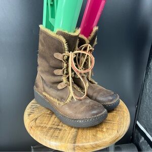 Boc Fur lined Tie up Leather boots